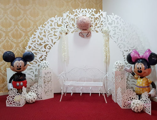 Photo corner pentru botez cu boloane de folie Mickey și Minnie Mouse